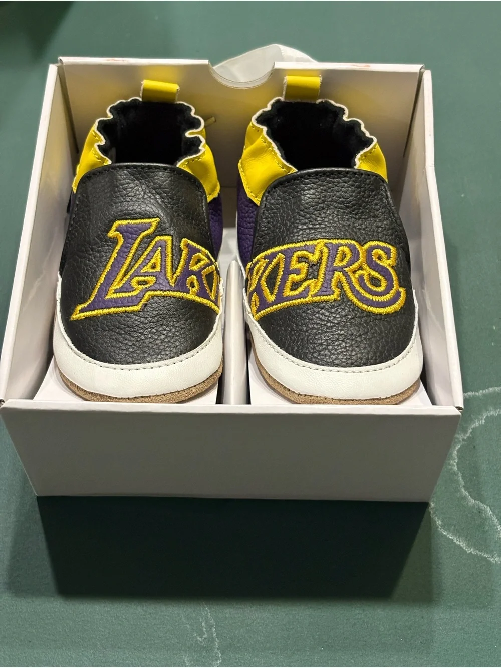 NIB Robeez LA Lakers Leather Baby Shoes (12-18 Mos) Like New